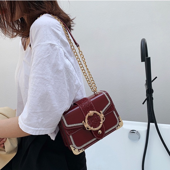 Graphite Chain Glitter Leather Shoulder Bag / Crossbody Bag (Red) - Picture 3 of 5